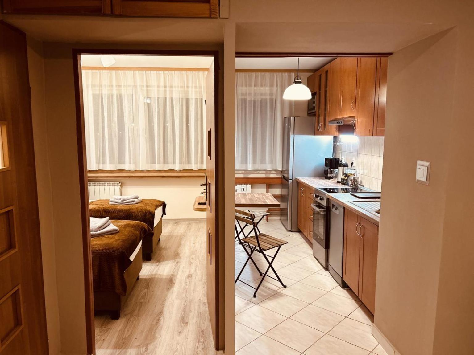 Apartament Tychy Miasto 60M2 ภายนอก รูปภาพ