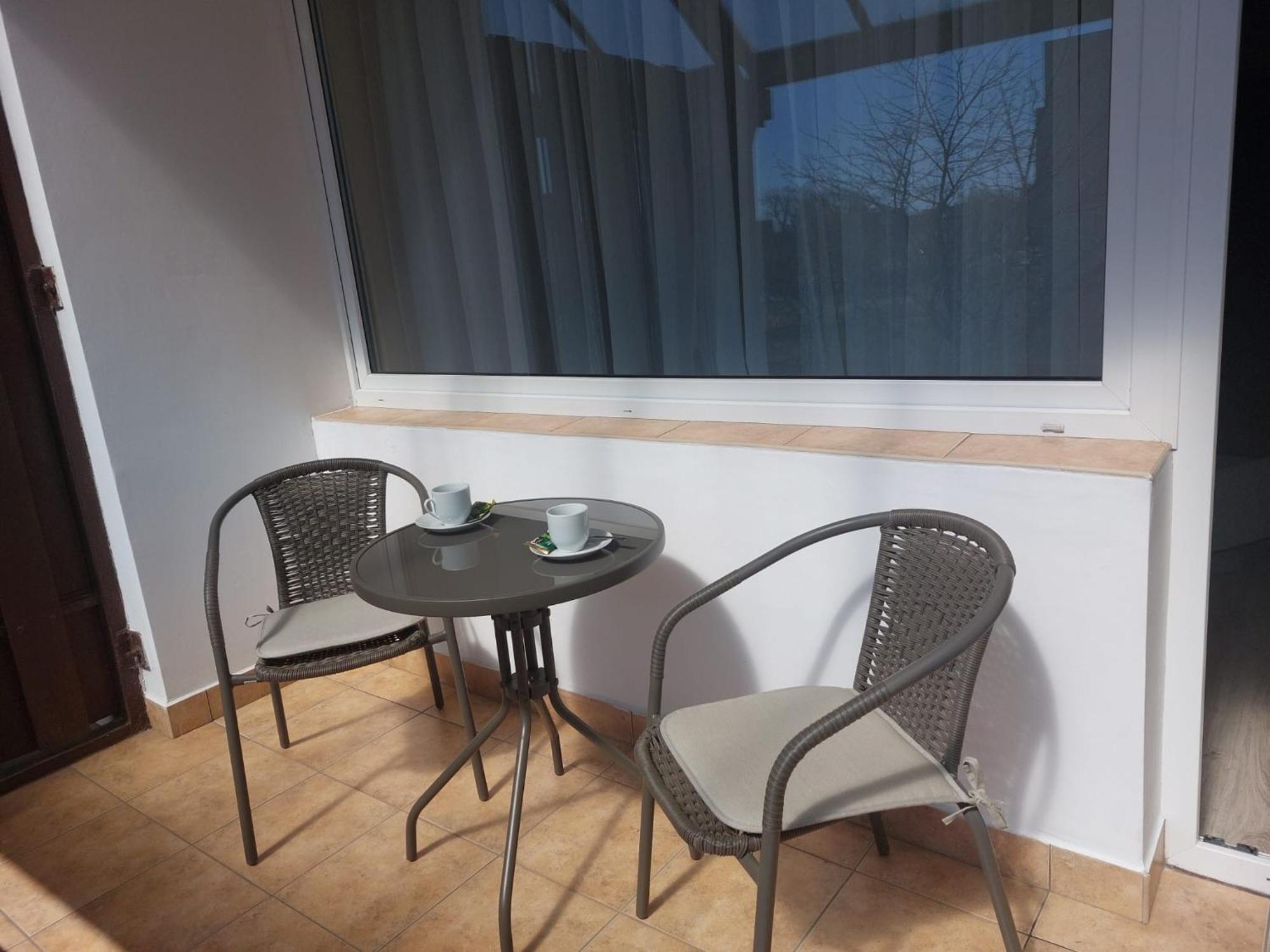 Apartament Tychy Miasto 60M2 ภายนอก รูปภาพ