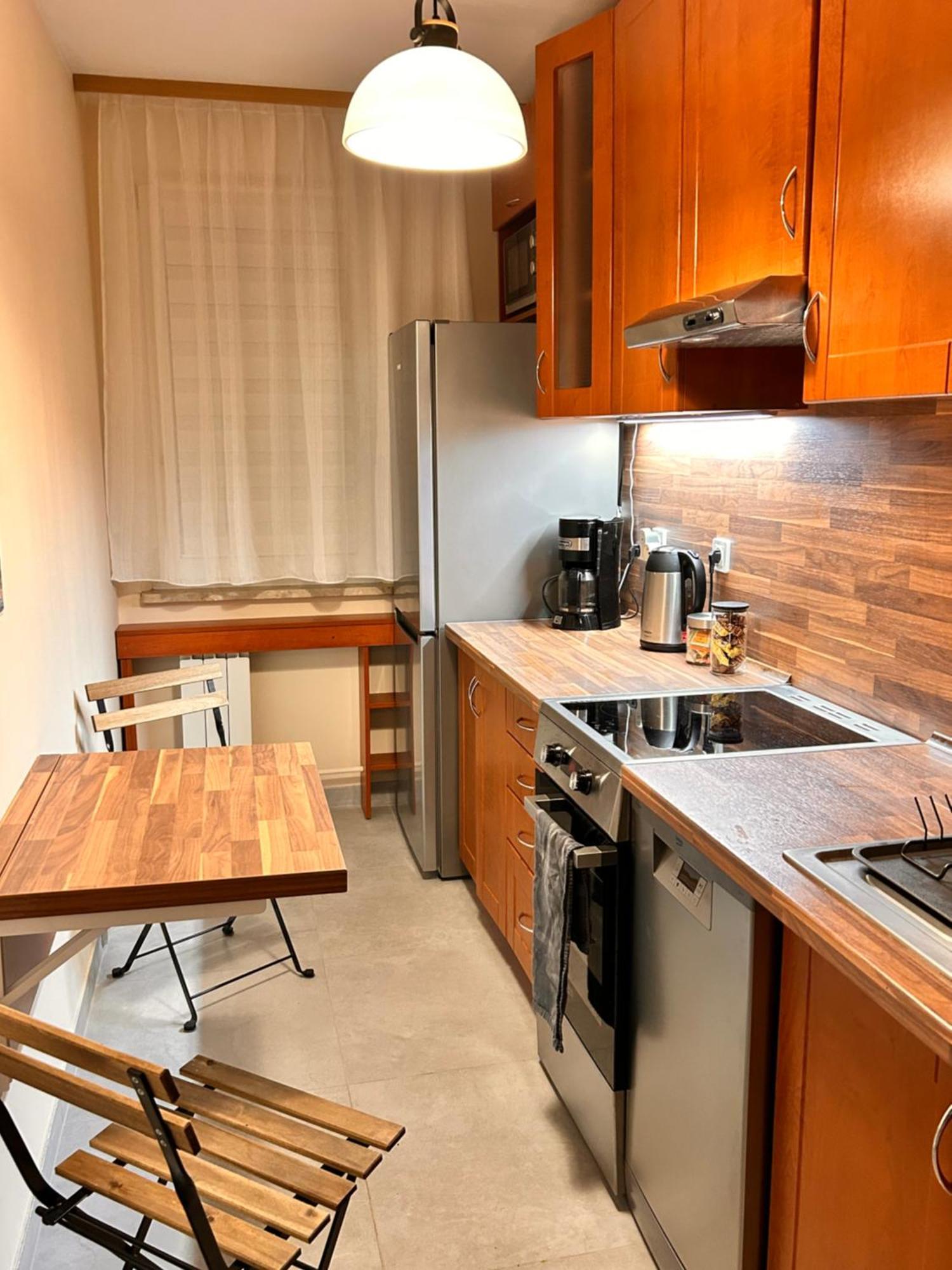 Apartament Tychy Miasto 60M2 ภายนอก รูปภาพ